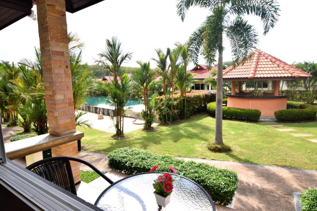 Phuket Airport Villa Ban Bo Han Exterior foto